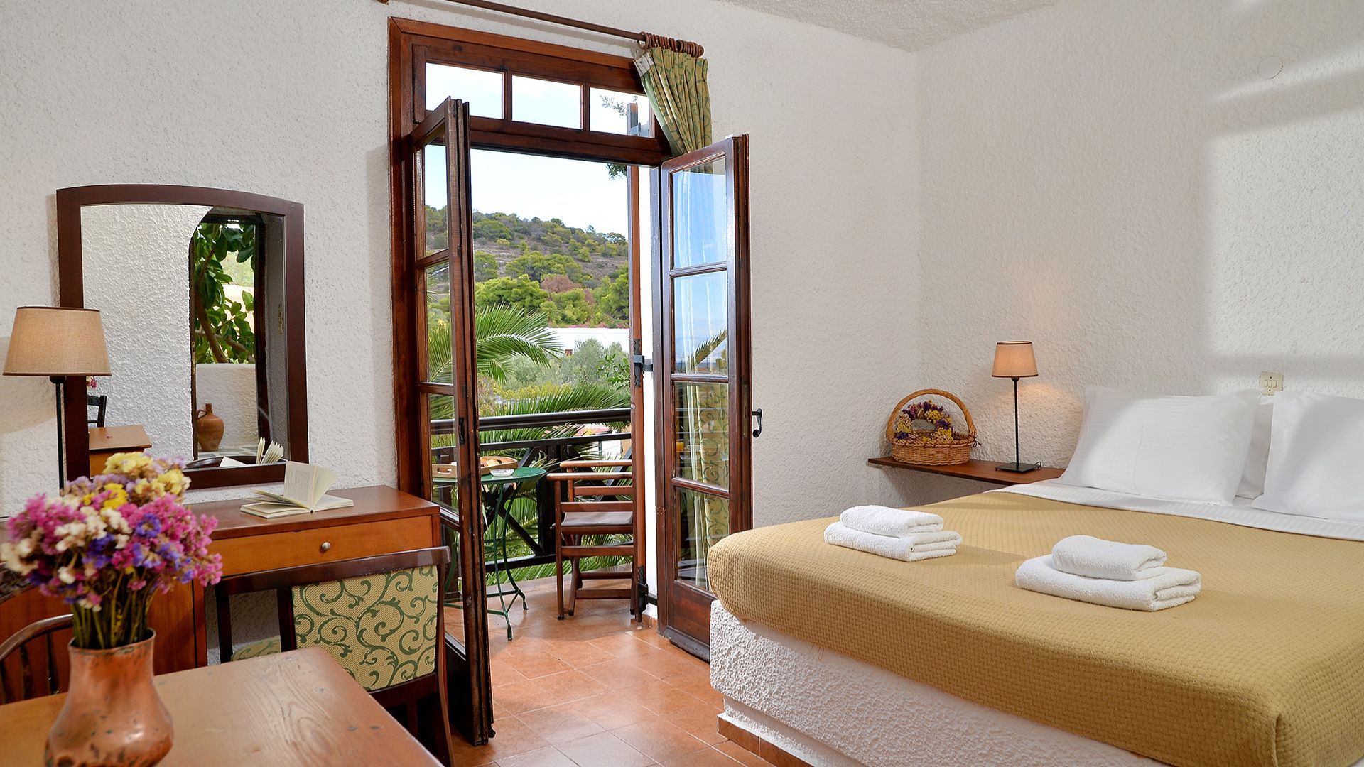 Room with balcony at Vagia Hotel
