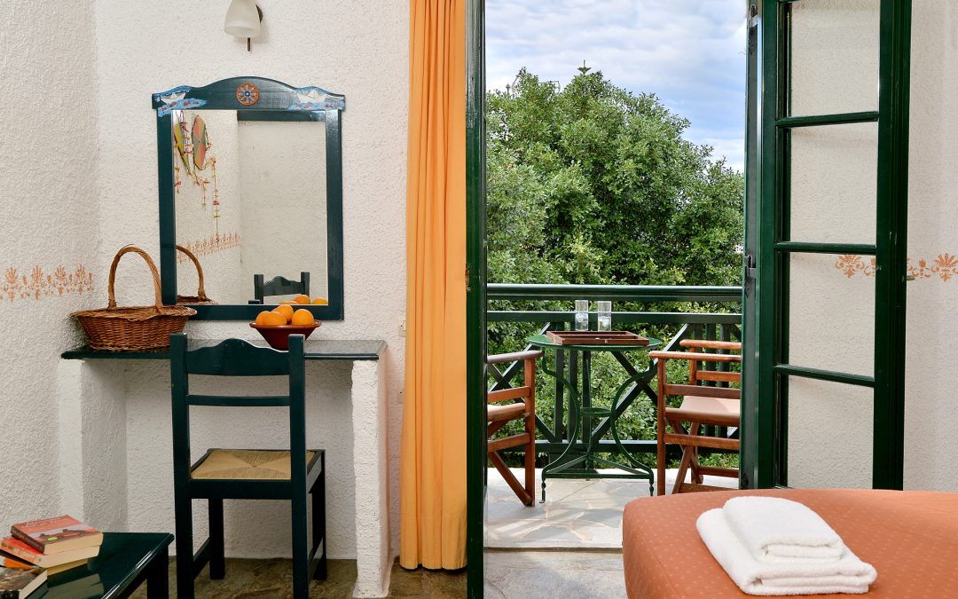 Room with balcony at Vagia Hotel