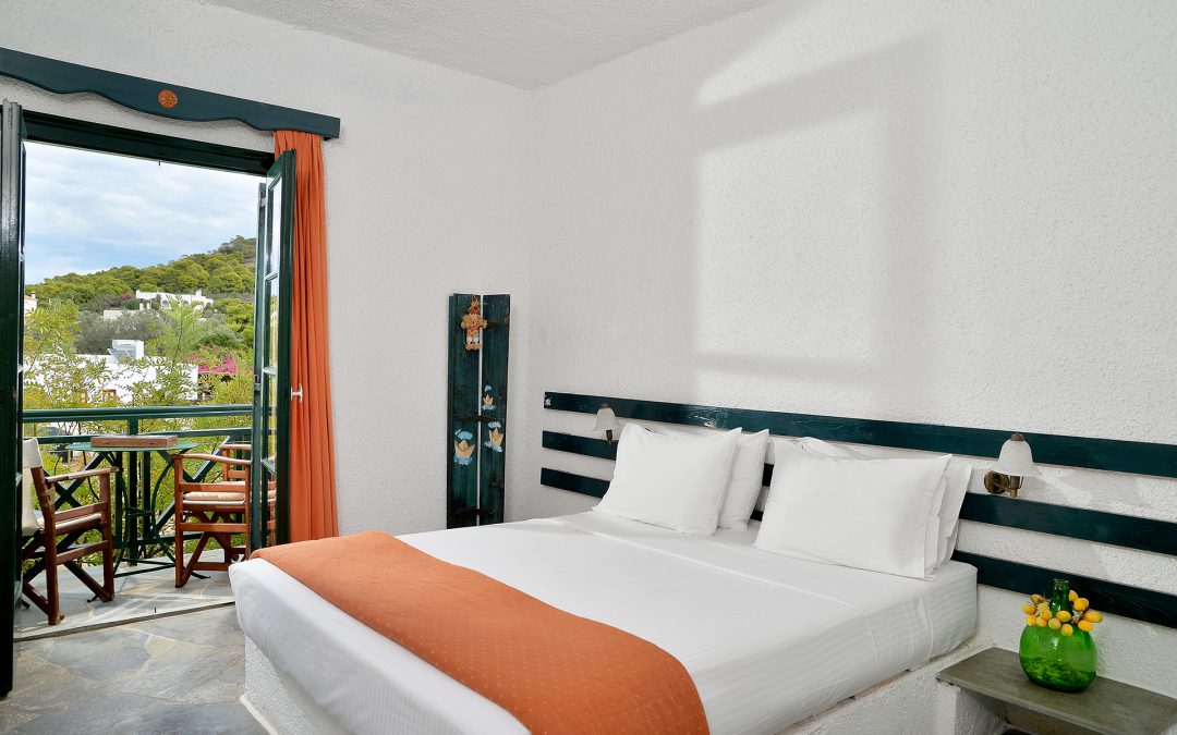 Room with balcony at Vagia Hotel