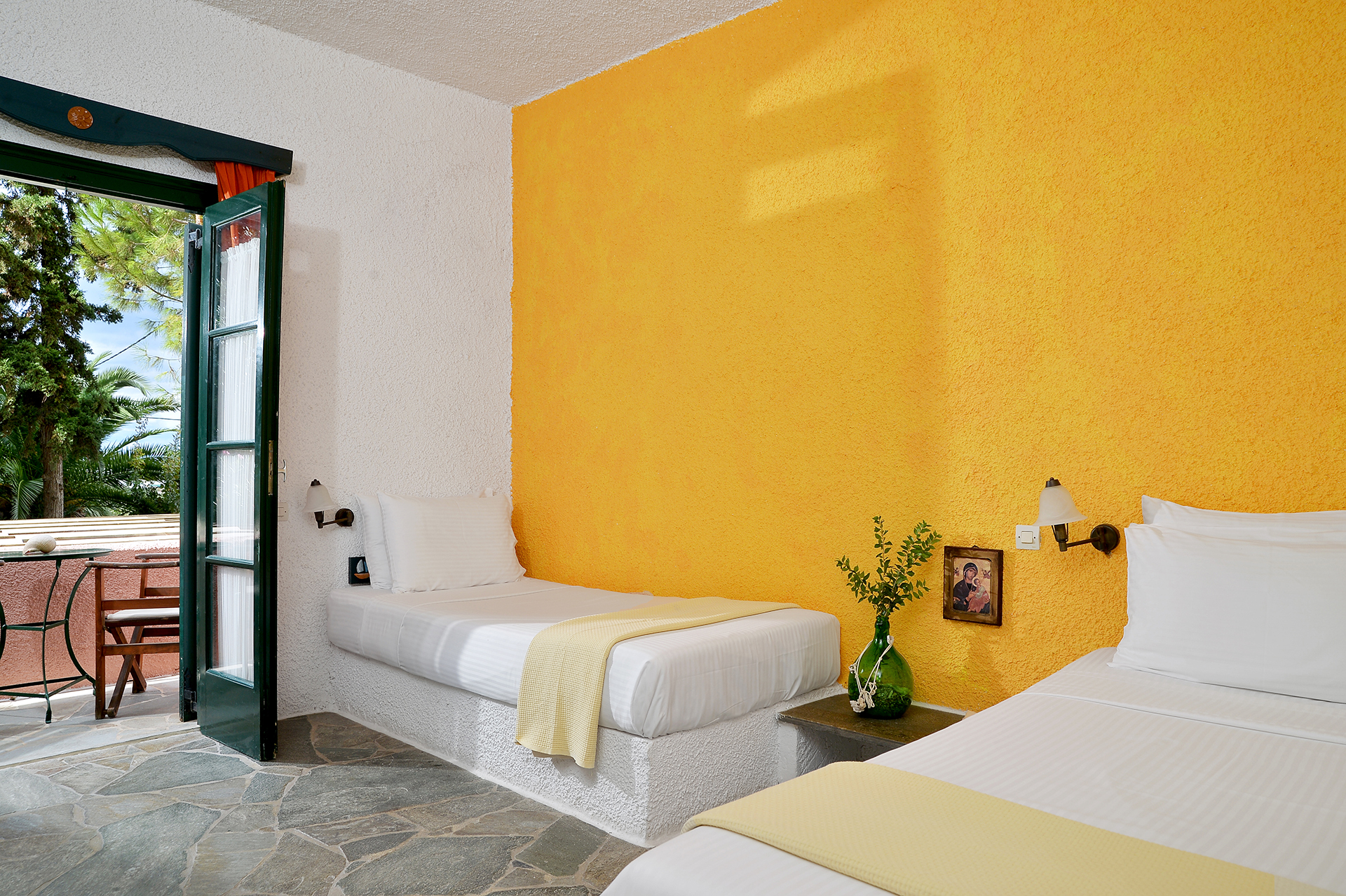Room with balcony at Vagia Hotel